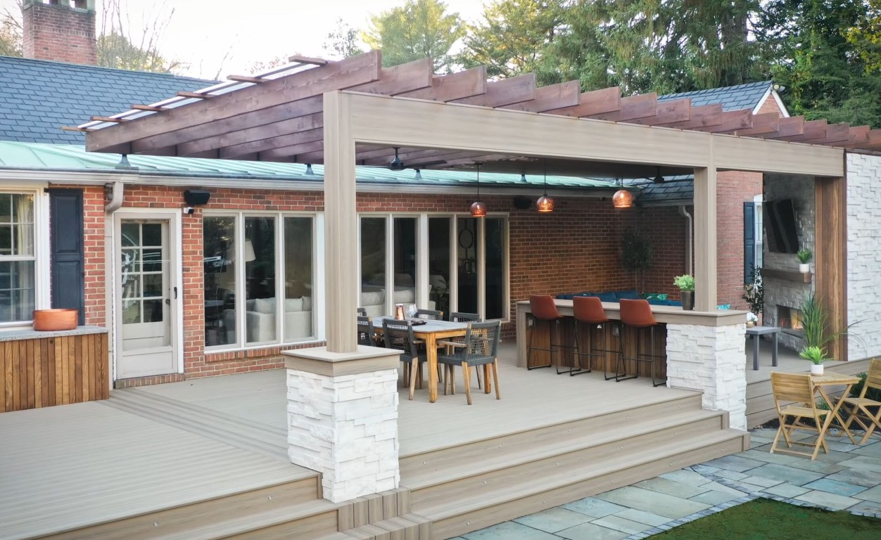 Custom pergola and patio cover installation in Hesperia, CA